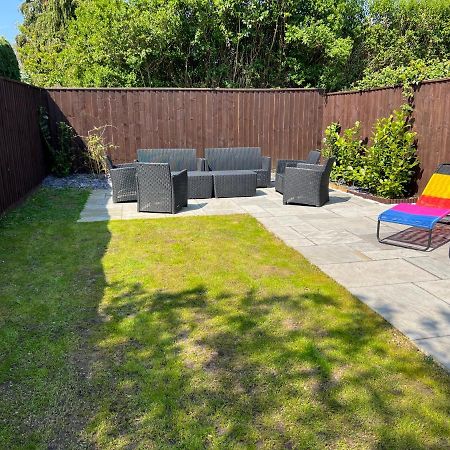 Fantastic Villa Bournemouth - Spa, Parking, Garden Exterior foto