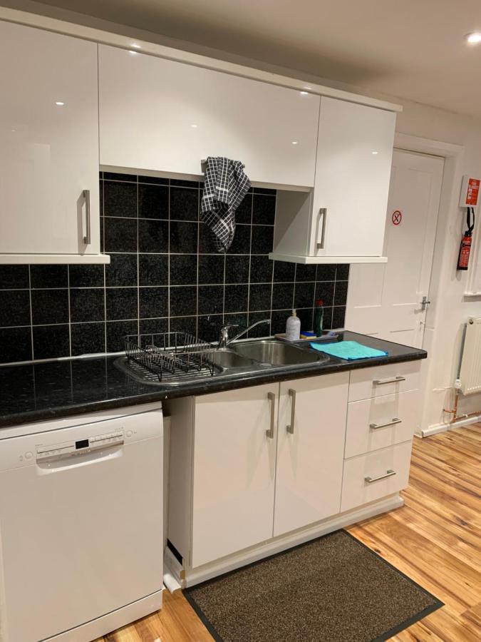 Fantastic Villa Bournemouth - Spa, Parking, Garden Exterior foto